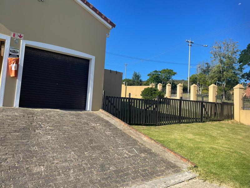 To Let 3 Bedroom Property for Rent in Oatlands North Eastern Cape